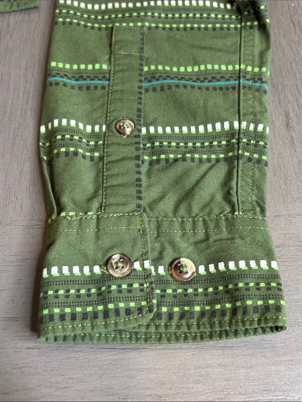 💚 The North Face Green Patterned Button Up Shirt Men's Medium Long Sleeve 💚